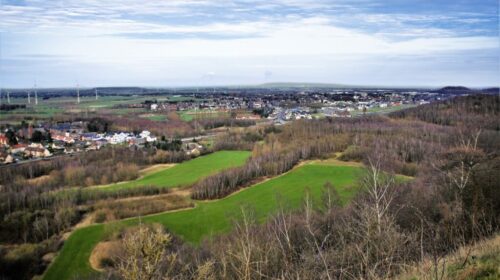 alsdorf_halde_blauer-himmel